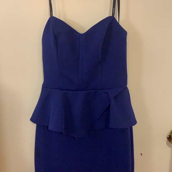 Strapless formal dress - Picture 2 of 5